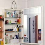 Spiegelschrank offen