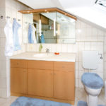 Waschtischunterschrank und Spiegelschrank