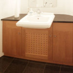Waschtischunterschrank