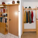 Garderobe und abgeschrägtes Regal mit Schubkästen