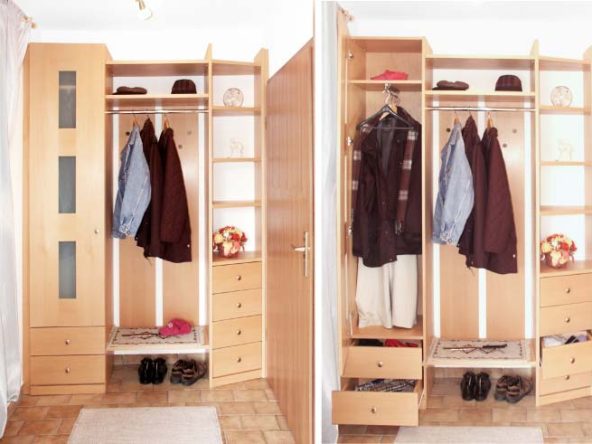 Dielenschrank
