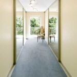 Begehbarer Kleiderschrank