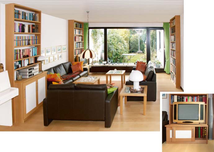 Wohnzimmer mit Regalen und TV-Möbel