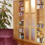 Raumteilerwand als Durchgang: Durchgang in die dahinter liegende Nische