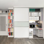 Büroschrank, Schiebetüreschrank offen mit Beleuchtung