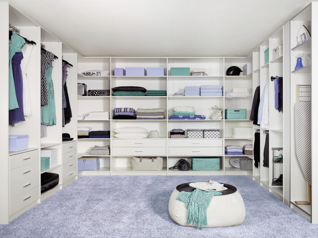 begehbarer kleiderschrank mit regalen | urbana möbel münchen